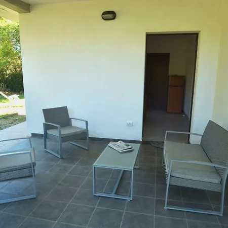 Ferienhaus Villetta Lacona By Solturelba